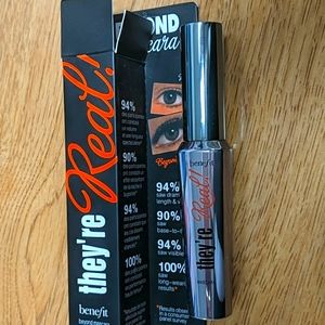 Benefit mascara they're real